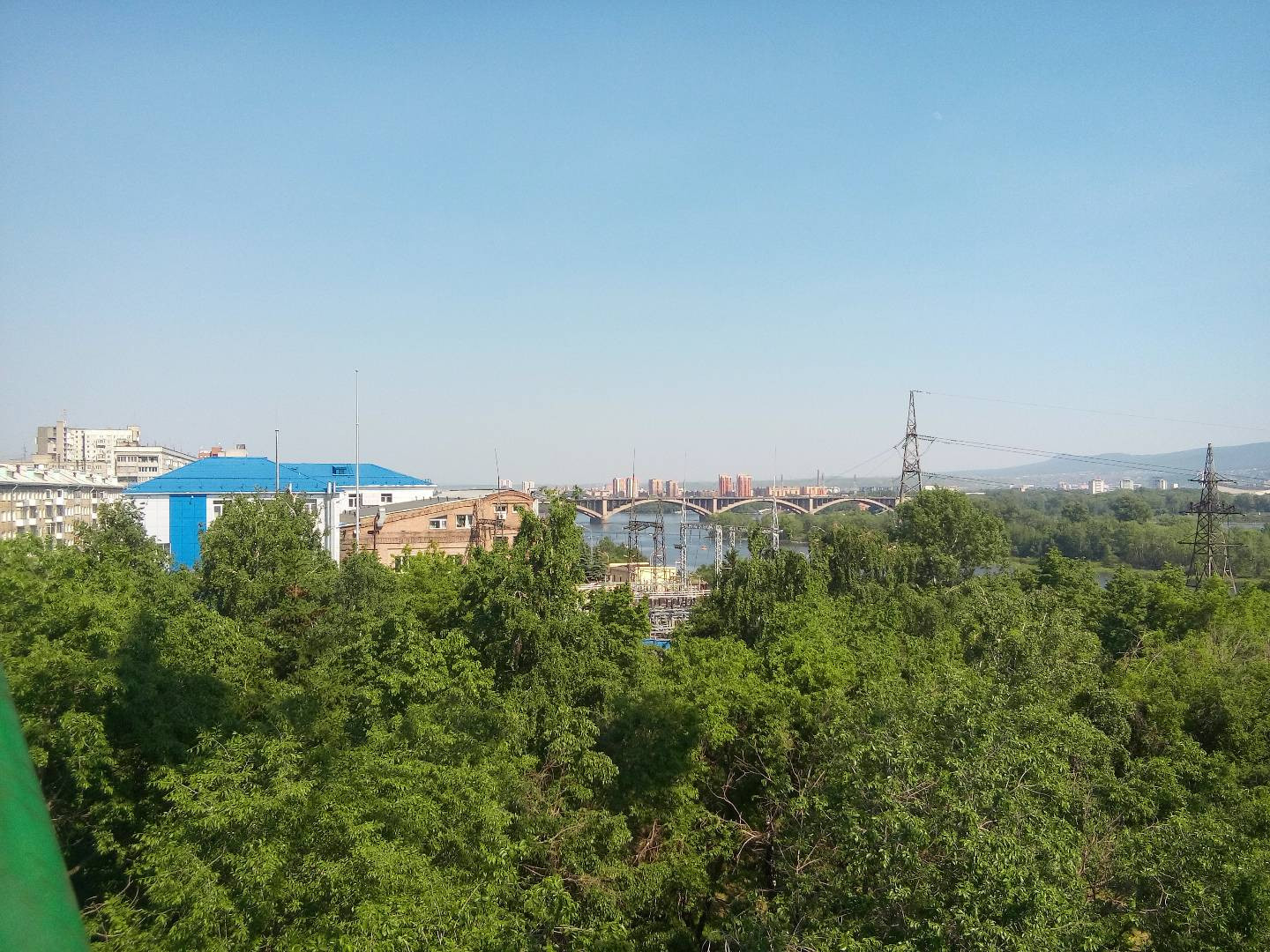 Красноярск Качинская 58 Д Магазин