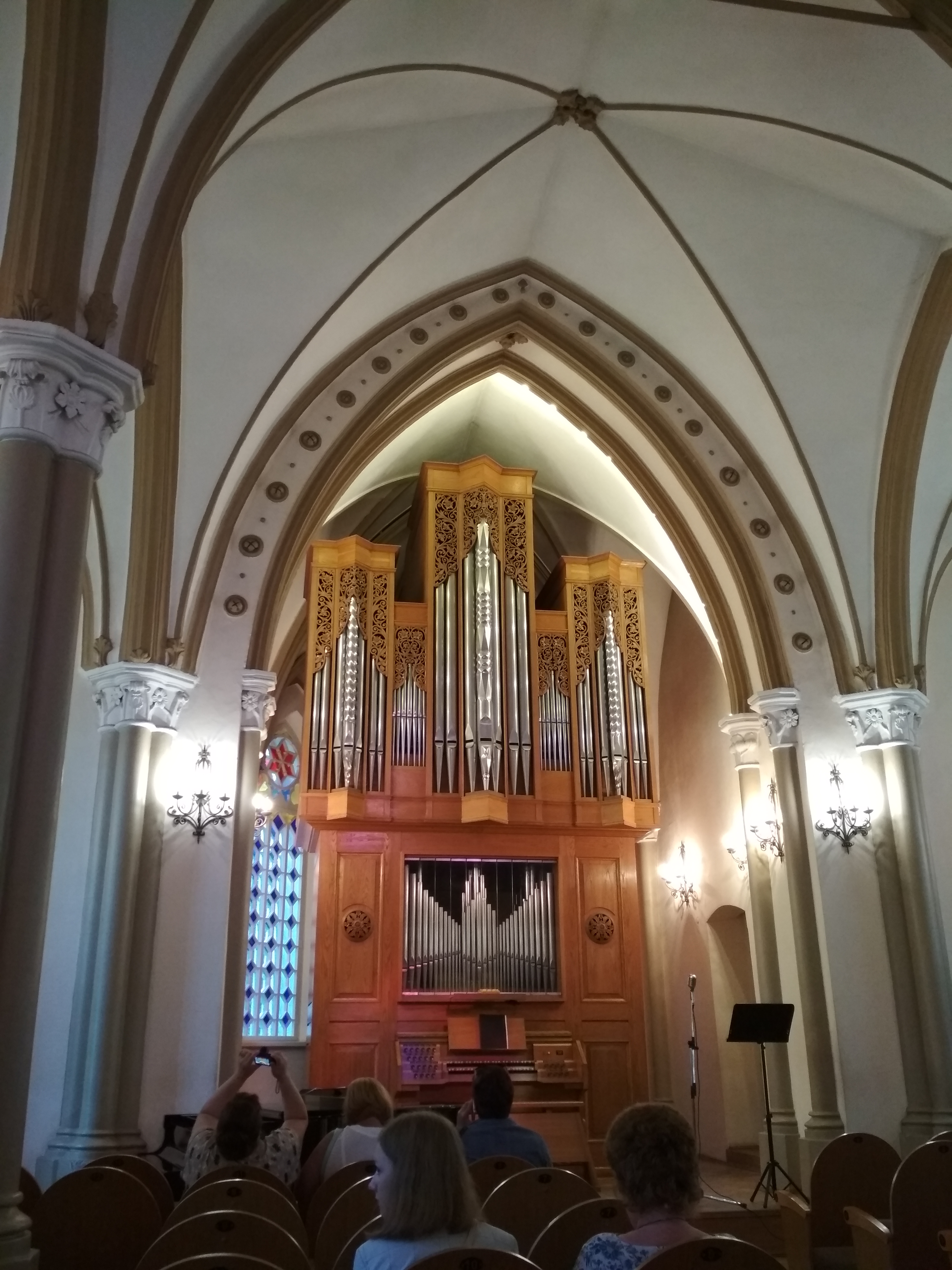 органный зал иркутск фото