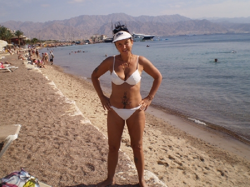 Наталья Бочкарева В Купальнике На Пляже – Туристы 2005