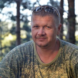 Никита Леонидов