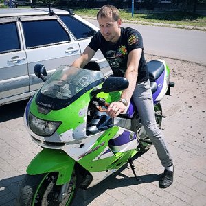 Виктор Глазер