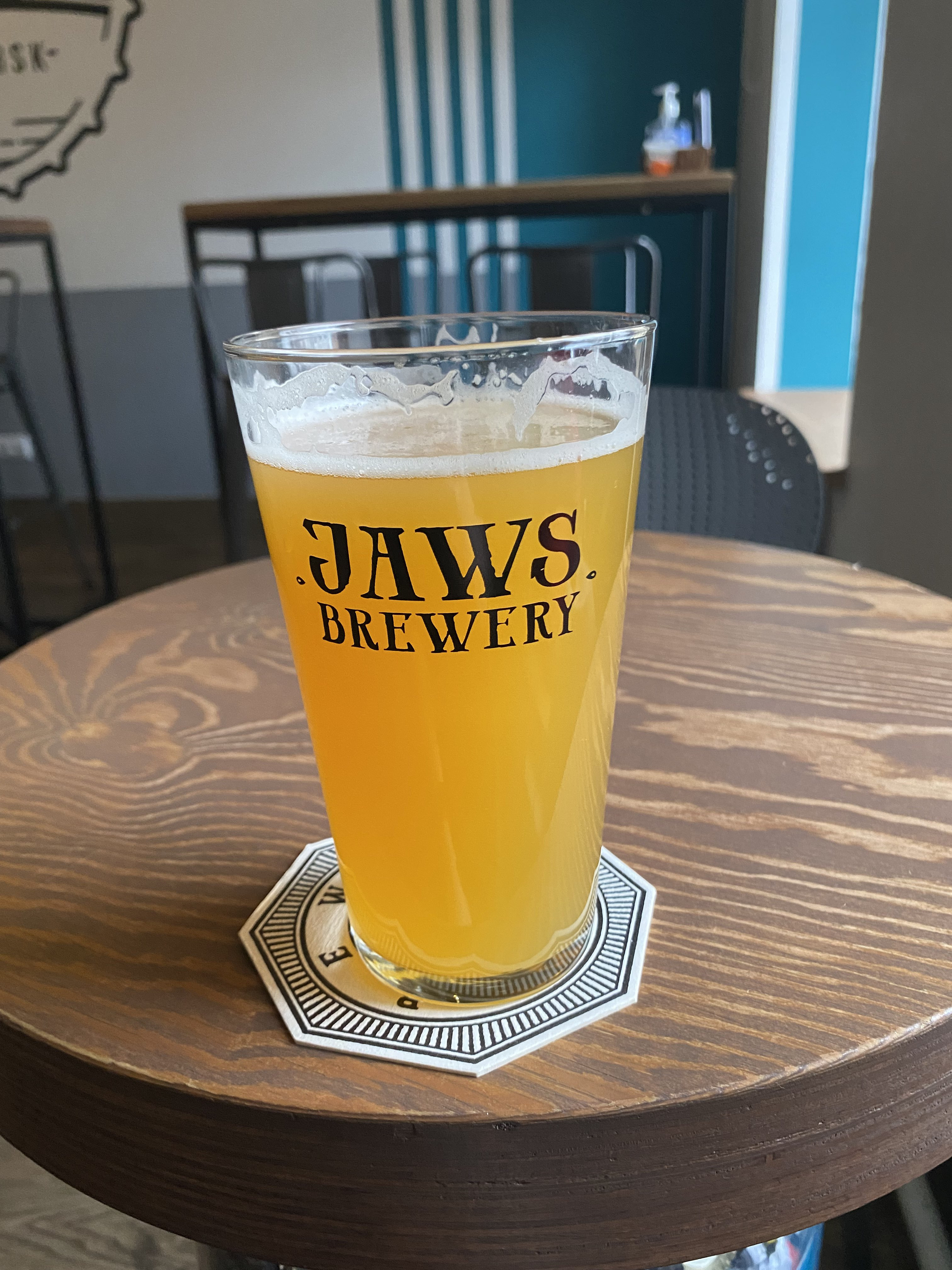Кирова 5а ярославль бар. Паб jawsspot. Jawsspot кемерово. Jawsspot utra. Jawsspot бар.