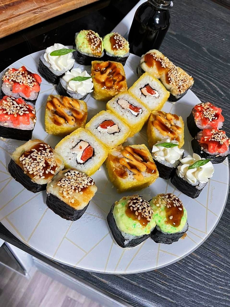 Роллы стор. Sushi.