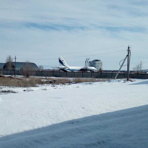 Погода рп5 ульяновск аэропорт. Ульяновск Восточный ВПП. Ульяновск Восточный. Ангары в аэропорту Восточный Ульяновск показать картинки.