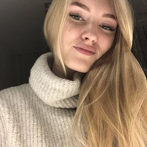 Лиза Савенкова