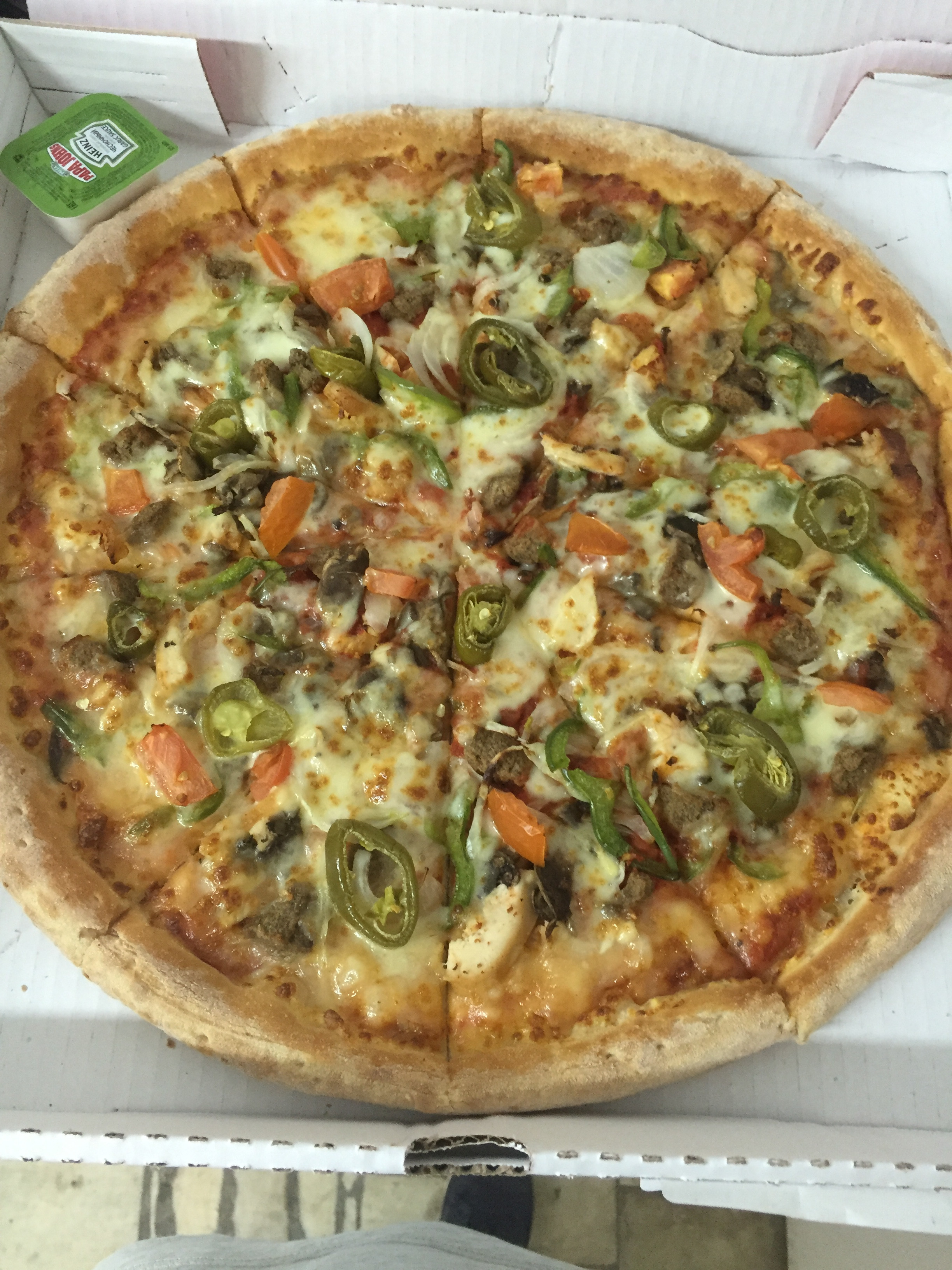пицца папа джонс мясная калорийность фото 32