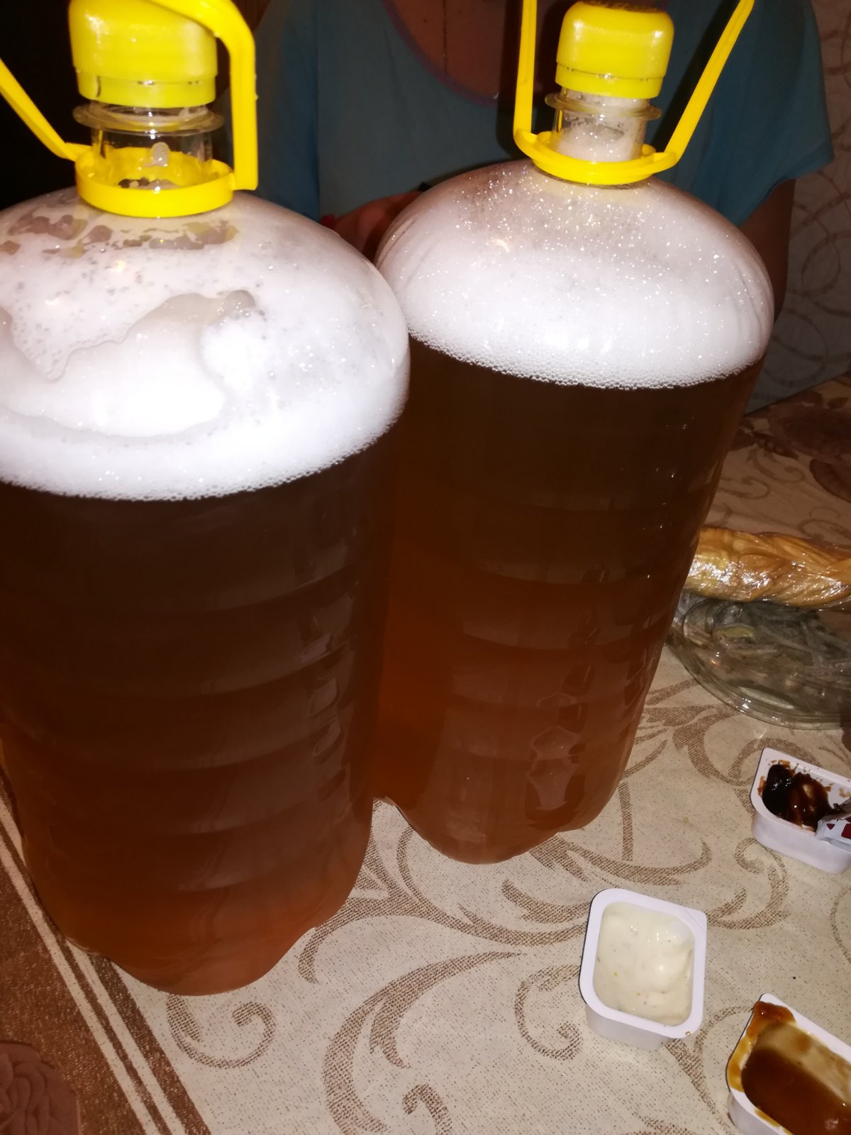Пиво в литровых бутылках