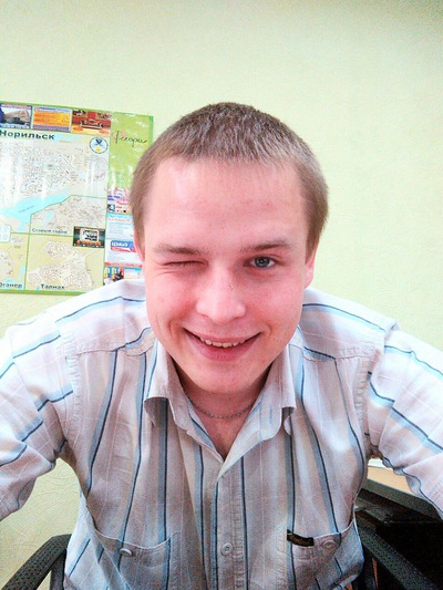 Степан 25 лет из владимира. Степа бел. Степа бел. Степа бел. Сексяев никита пермь.