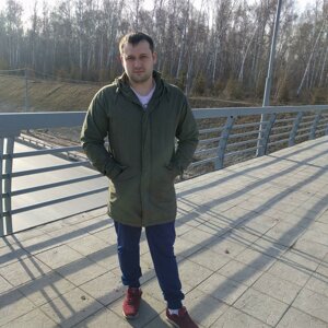 Арсений Логинов