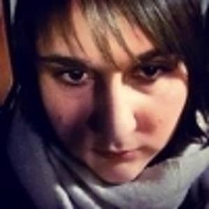 tuya_mujer