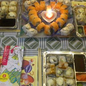 Роллы Аригато- Дизайн лично мой на день влюбленных!!!