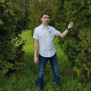 Роман Золотухин