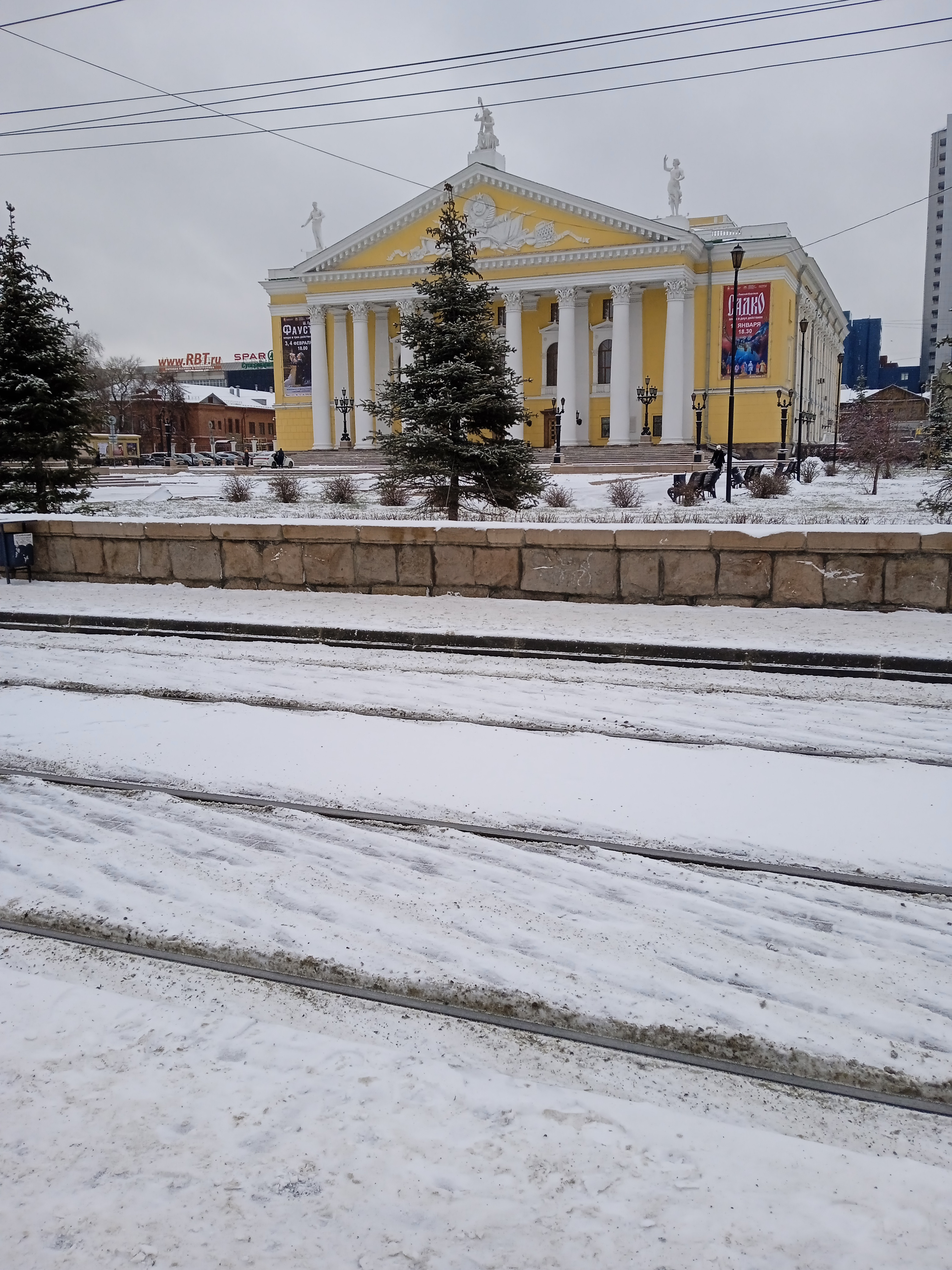 Золотое яблоко, парфюмерный супермаркет в Москве на метро Деловой центр  (бывш. Выставочная) — отзывы, адрес, телефон, фото — Фламп