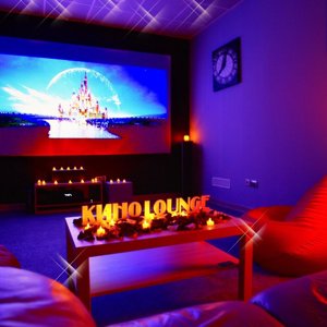 Кино lounge