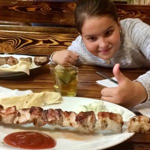 Шашлык на славянской белгород. Славянский шашлык. Славянский шашлык. Шашлычная на новосибирской орск. Шашлыков новосибирск.