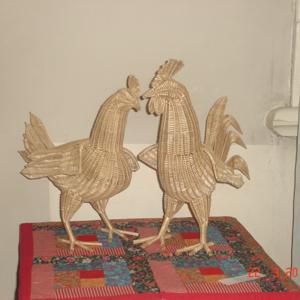 из соломки петушок да курочка!