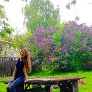Елена Мур