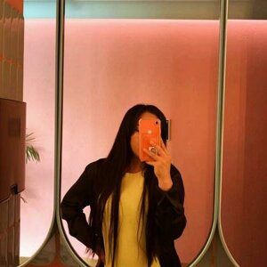 Shahida Nell