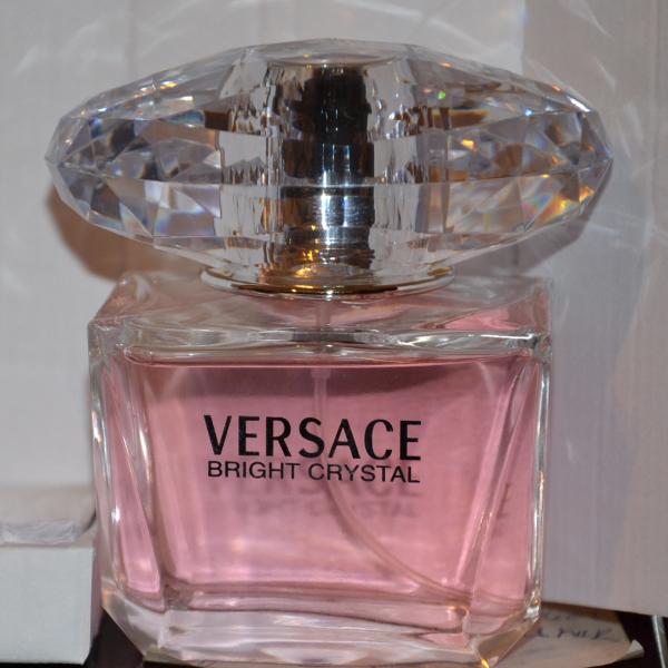 Фото Версаче Брайт Кристал - покупала в магазине http://www.vip-parfumeria.ru