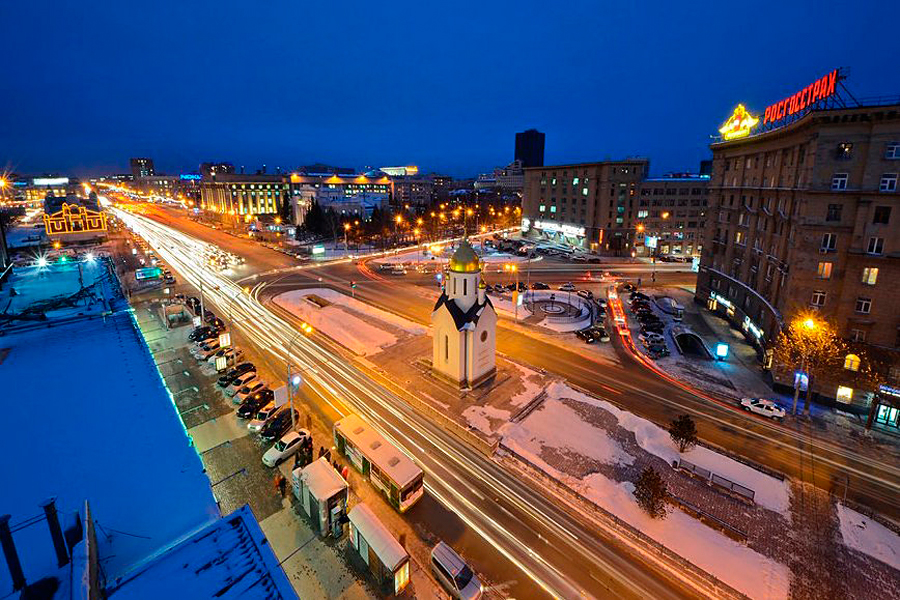 Красный проспект самый. Красный проспект Новосибирск. Красный Новосибирск красный проспект. Центральные улицы и красный проспект Новосибирска. Красный проспект площадь Ленина Новосибирск.