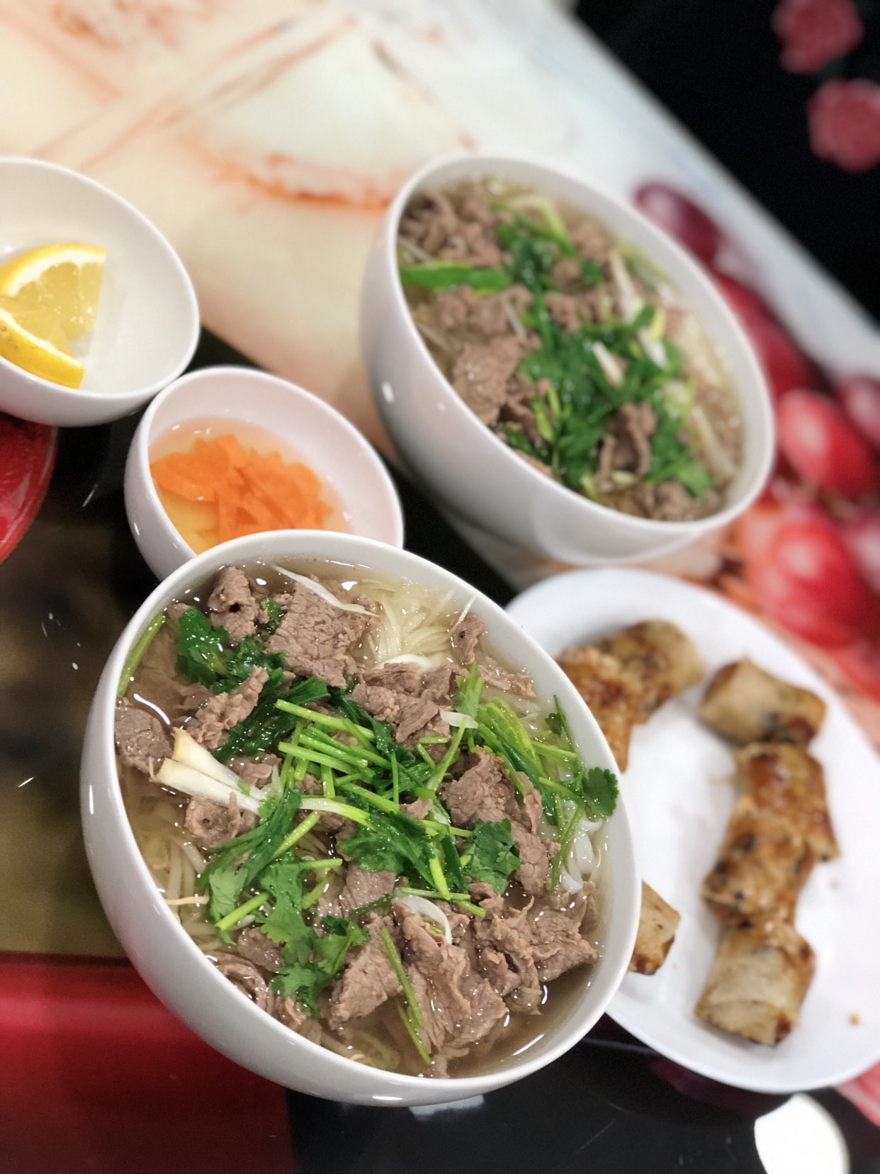 Pho новосибирск. Вьетнамская закусочная pho, Новосибирск. Вьетнамская кухня «pho nha trang». Pho вьетнамское кафе Новосибирск. Pho pho вьетнамский ресторан Новослободская.