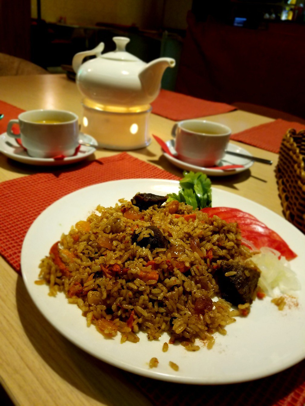 Кафе плов. The plov Бухара. Сити Молл ресторан плов. Кафе плов Новокузнецк Сити Молл.