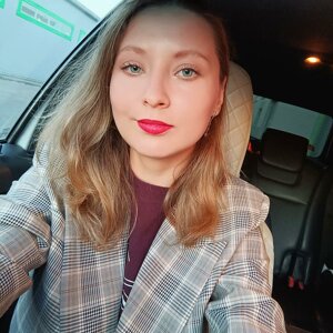 Алина Бурова