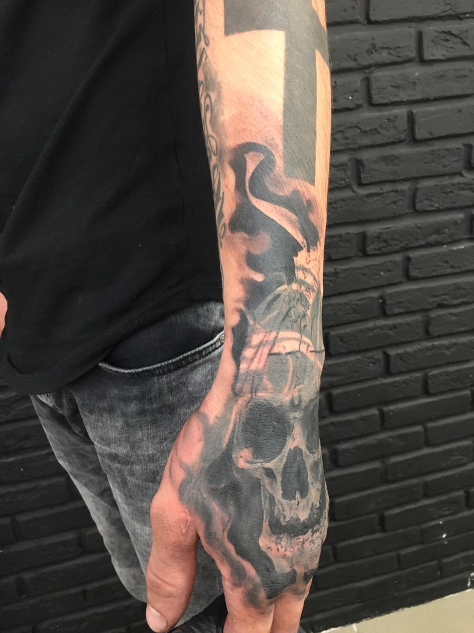 Домашние татухи. Домашние Татуировки. Тату дом. Tattoo фирма. Фото тату в домашних условиях.