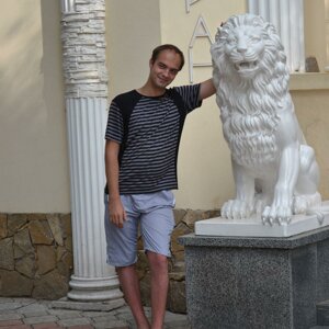 Павел Студенин