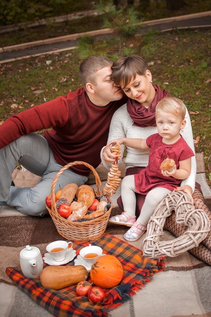 Фотосессия семьи на природе