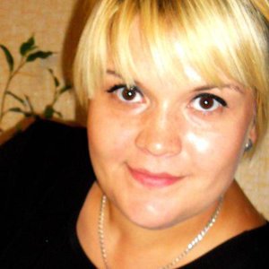 Тася Страхова