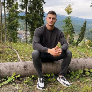 Илья