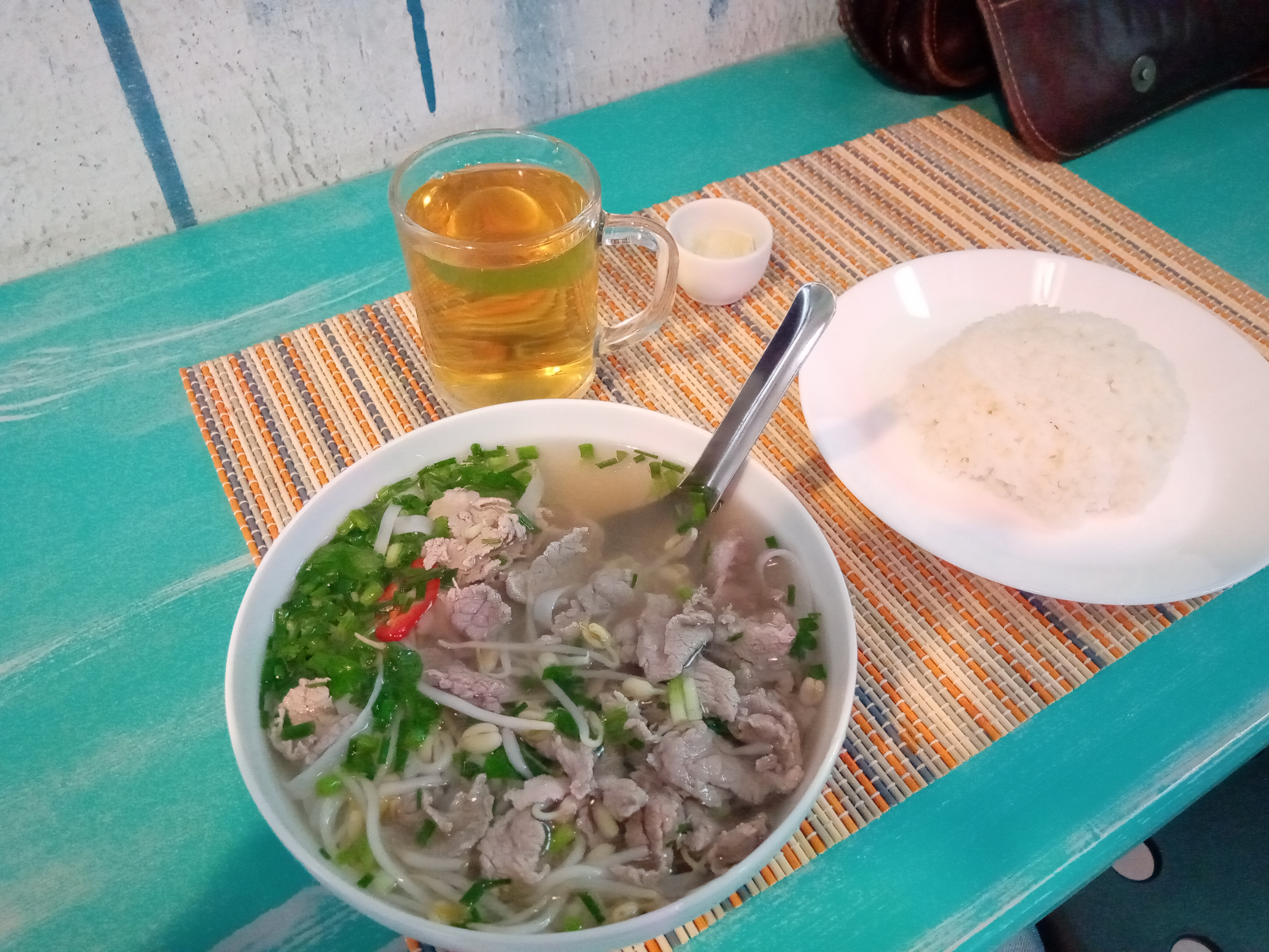 Pho новосибирск. Вьетнамская закусочная pho, Новосибирск. ФО бо Новосибирск суп Вьетнамская закусочная. Сеть вьетнамских закусочных pho - г.Новосибирск.