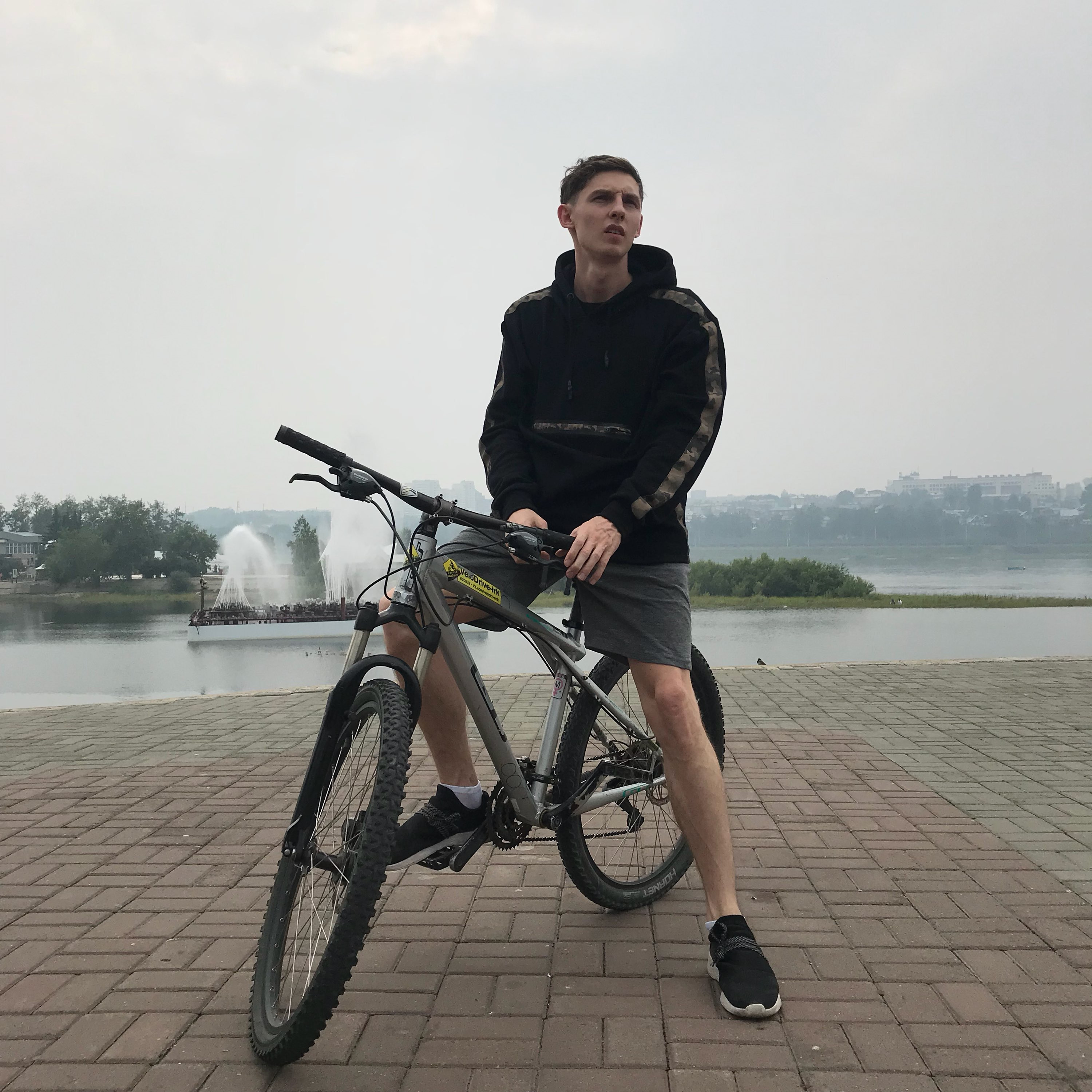 Вело иркутск. Bike all Иркутск. Паршин Алексей ВЕЛОДРАЙВ Анапа. Шабарин Александр ВЕЛОДРАЙВ. Велосипеды на острове юности.