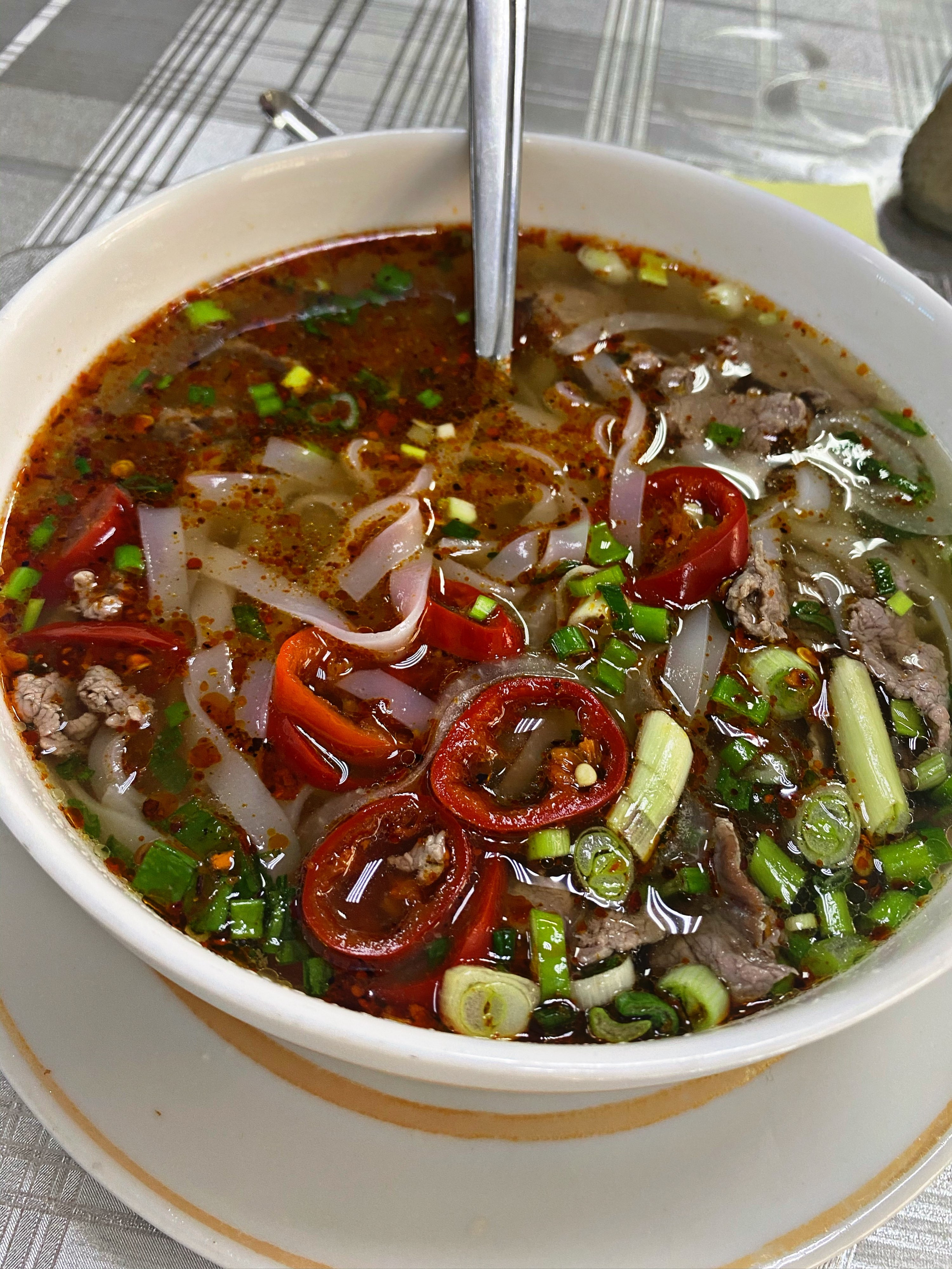 Pho вкусный. Вьетнамская кухня Адлер. Вьетнамская кухня в Чехове. Вьетнамская кухня на 4 рабочей. Вьетнамская кухня в Красноярске.