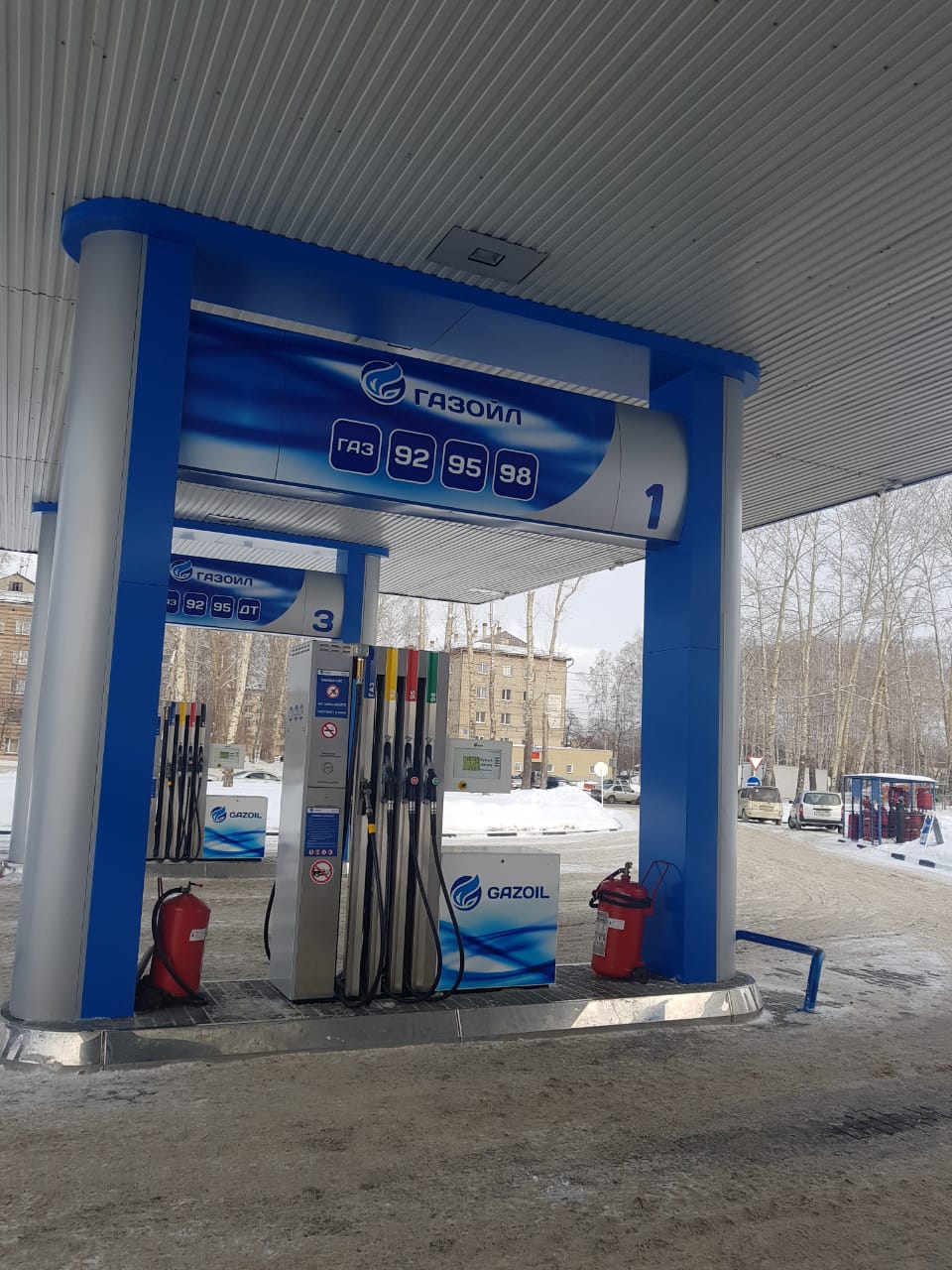 Uk gk gazoil. Газойл Новосибирск. Автозаправки GAZOIL. Газойл заправка. АГЗС Газойл.