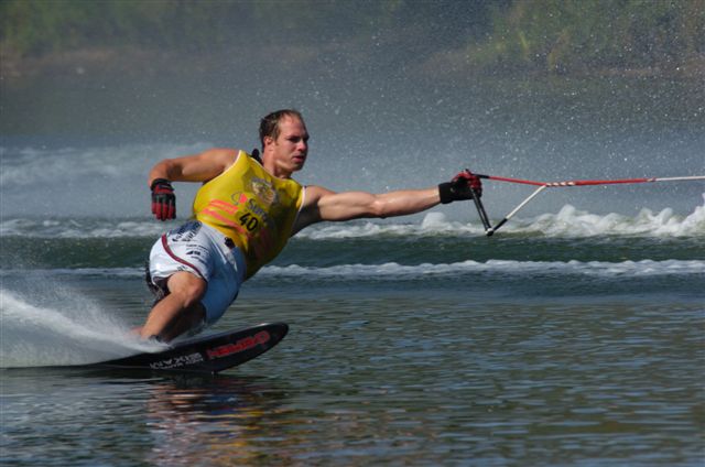 Спортсмены воднолыжный спорт Рыбинск