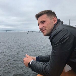 Олег Богатырев