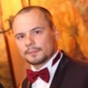 Роман Степанов