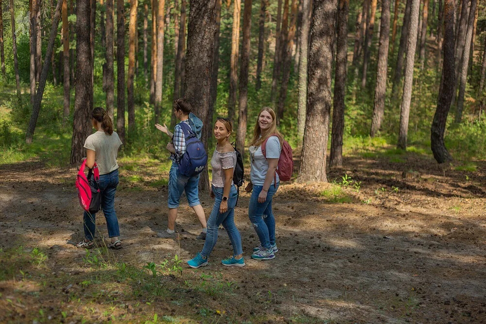 Эволюция лагерь нижегородская область. Эволюция лагерь в Нижнем Новгороде. Пешие прогулки Екатеринбург. Екатеринбург пешая прогулка вид.