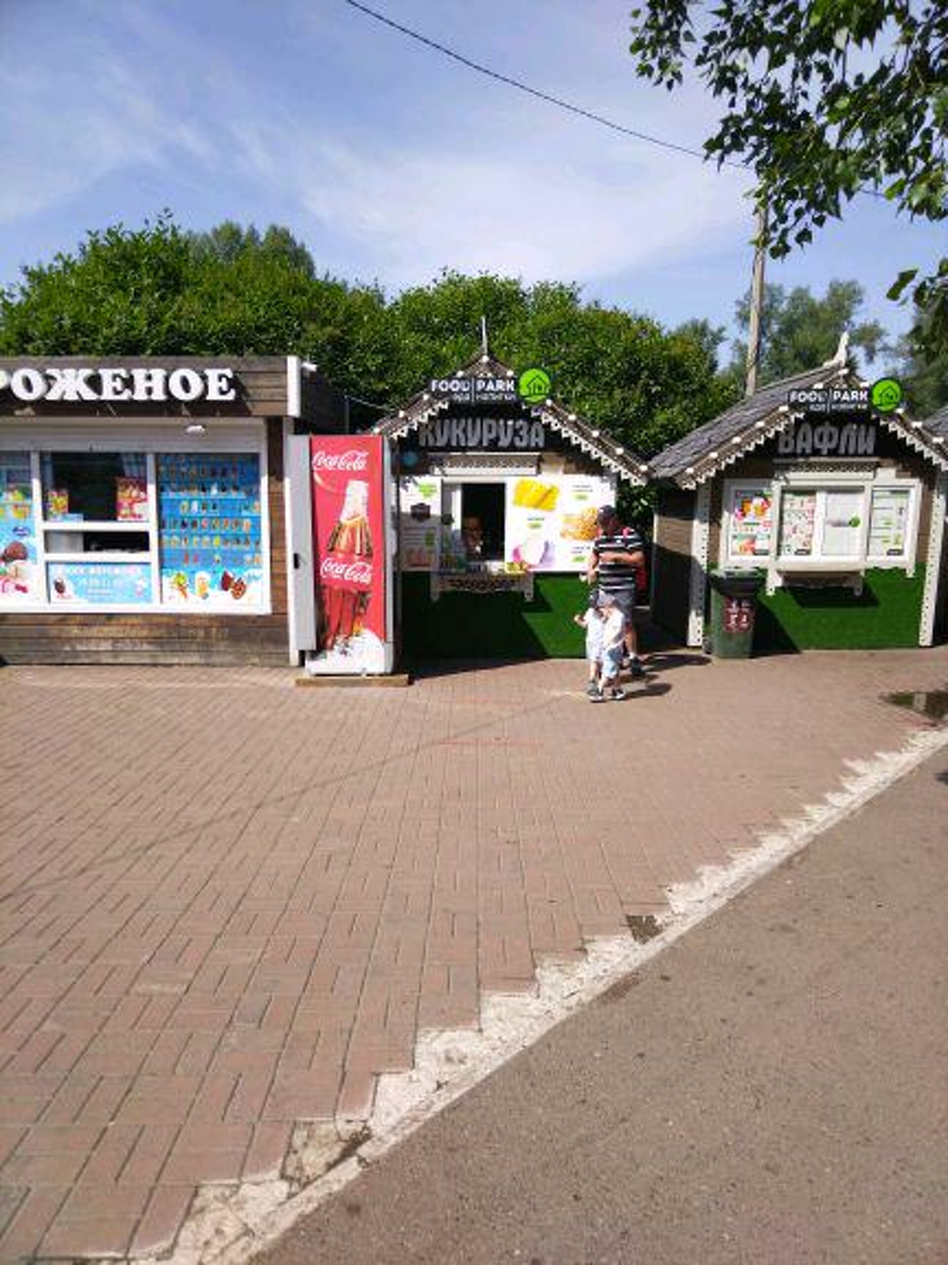 Food park, киоск по продаже кукурузы, Парк Остров Татышев, остров Татышев,  23 киоск, Красноярск — 2ГИС