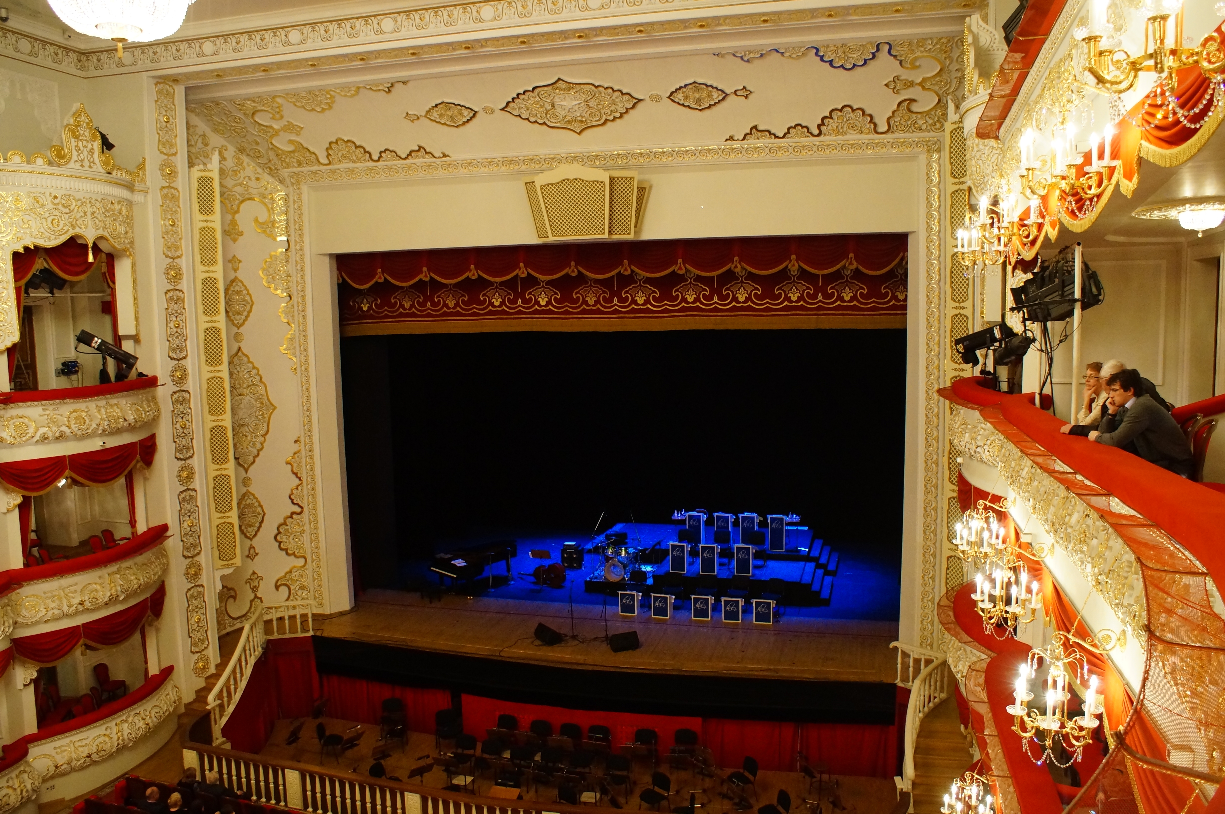 Театр оперы и балета казань зал фото