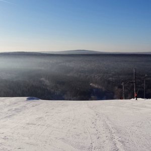 Гора тепла. Гора теплая Первоуральск. Гора теплая Екатеринбург. Гора теплая горнолыжный комплекс. Первоуральск горы.