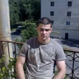 Лев Манулкин