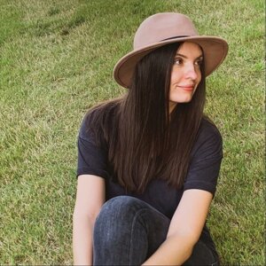 Эмилия 🌸🌸🌸