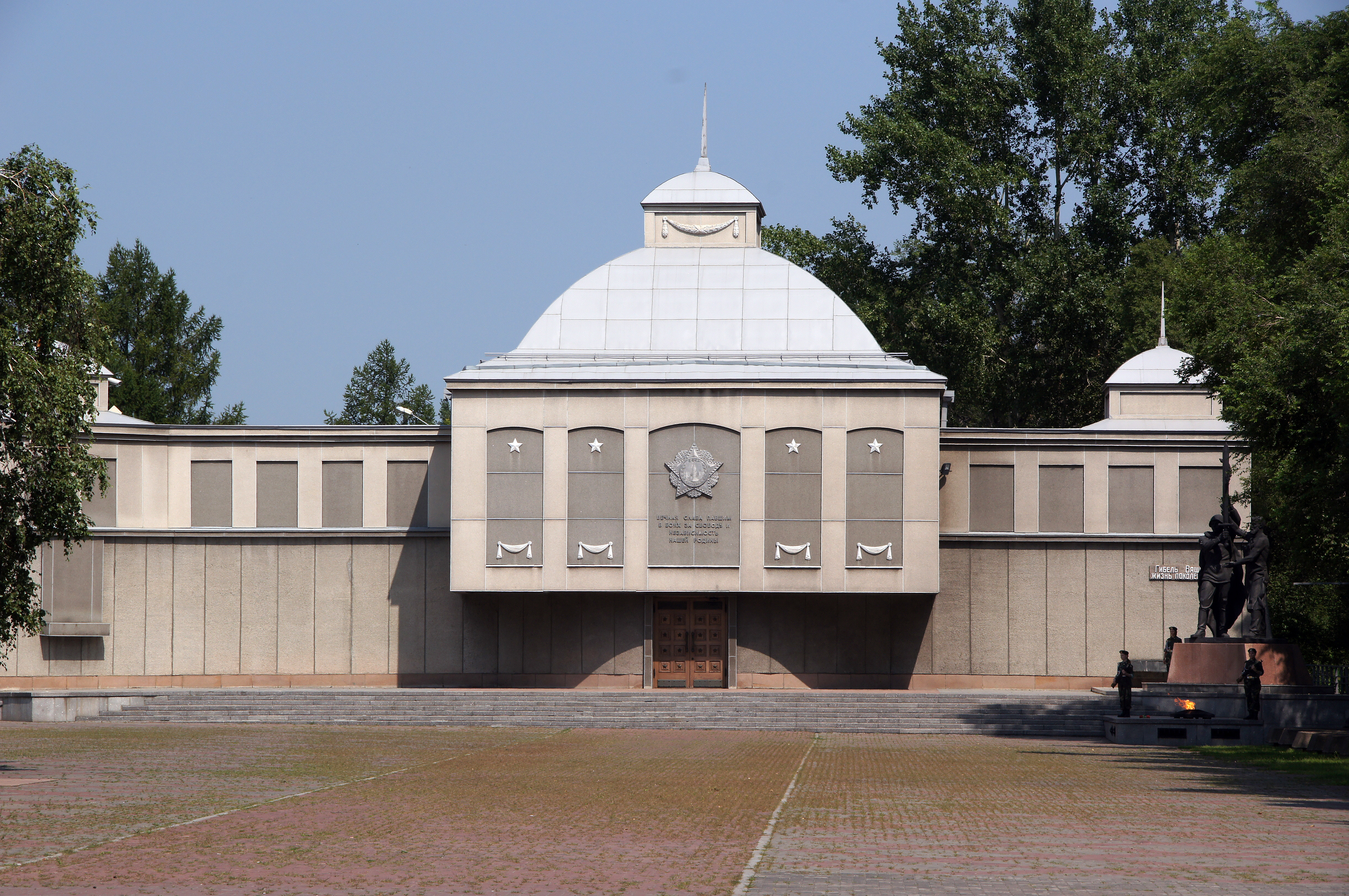 Мемориал победы в красноярске фото