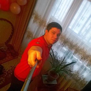 Денис Нестеренок