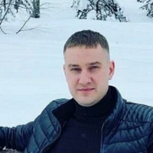 Виктор Истомин