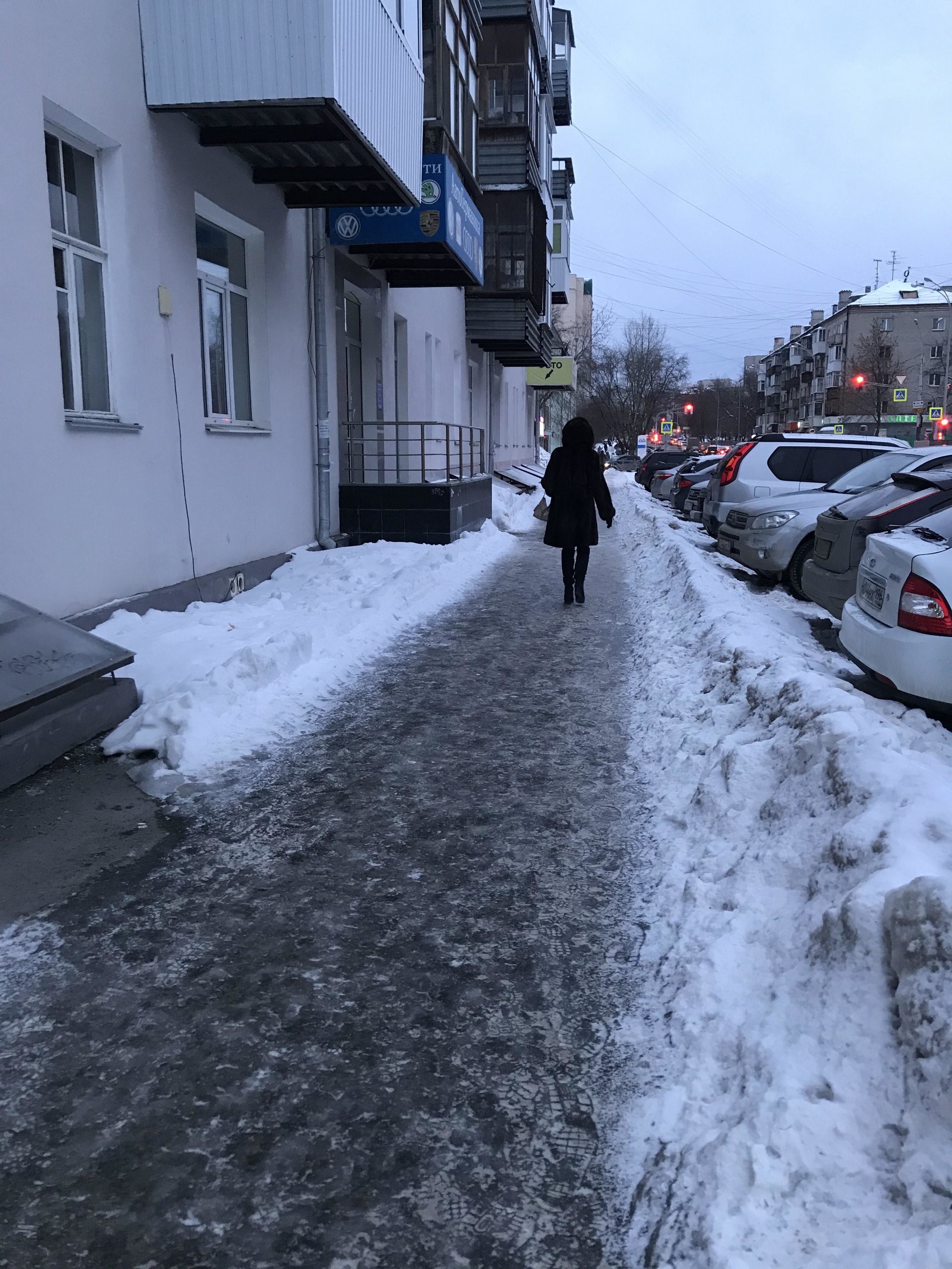 Администрация Ленинского района г. Екатеринбурга, отдел гражданской защиты  населения, улица 8 Марта, 18, Екатеринбург — 2ГИС