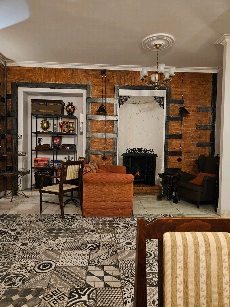 Brick Walls Hotel: отзыв от Елена Резвухина